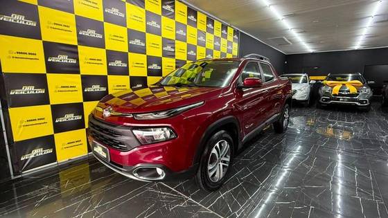 FIAT TORO 2.0 16V TURBO DIESEL FREEDOM 4WD AT9 FIAT TORO 2.0 16V TURBO DIESEL FREEDOM 4WD AT9